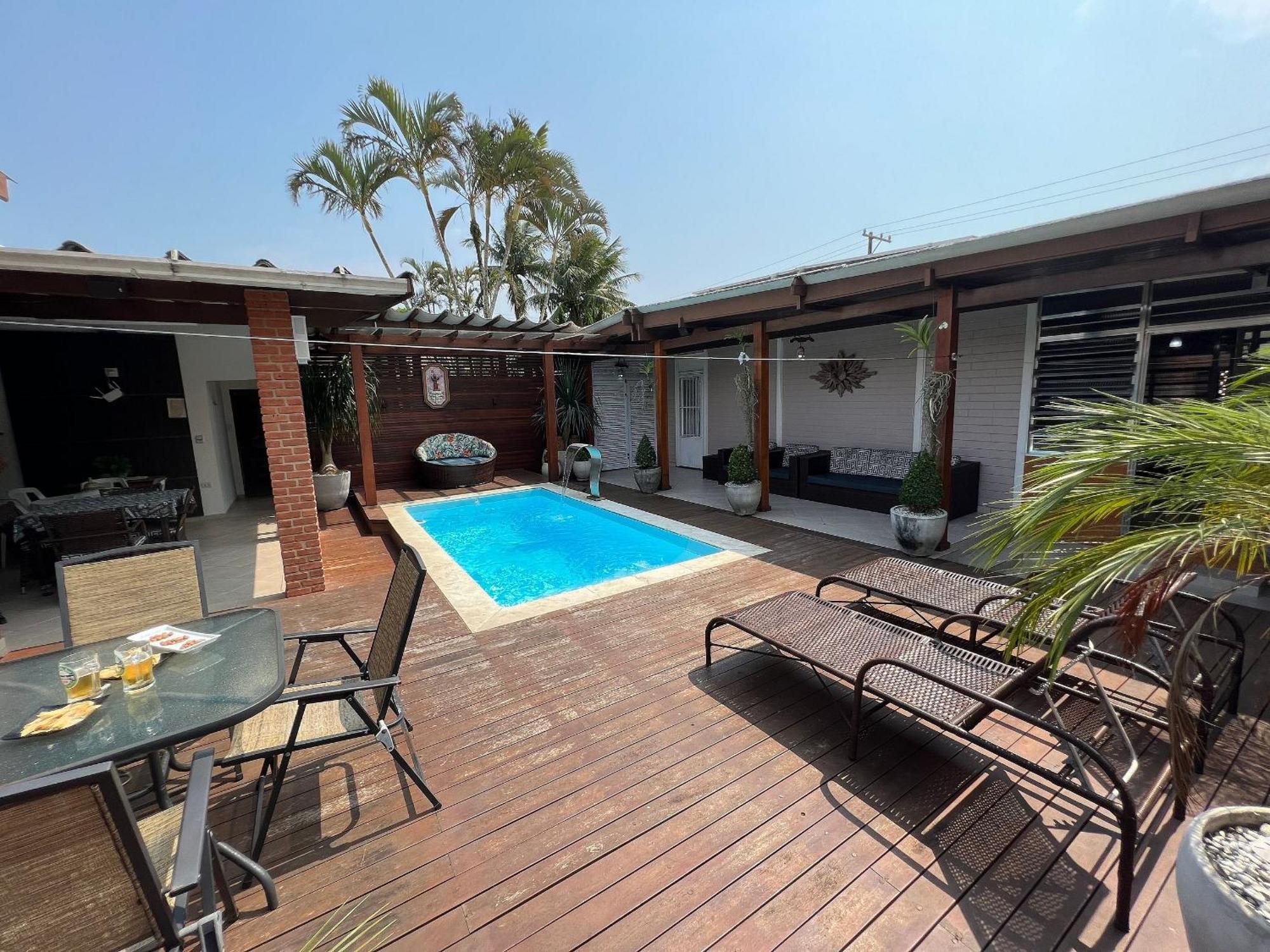 Casa Agradavel Com Piscina, A Poucos Passos Da Praia Peruibe Exterior photo